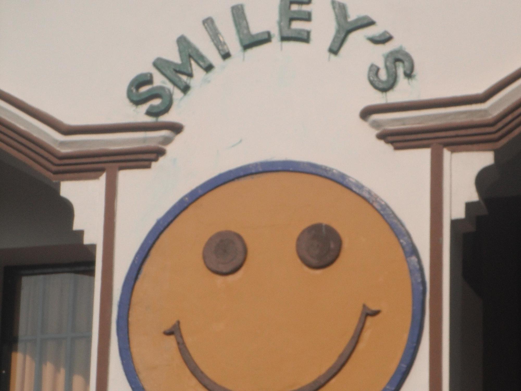 Smiley'S Guesthouse Ciudad de Siem Riep Exterior foto